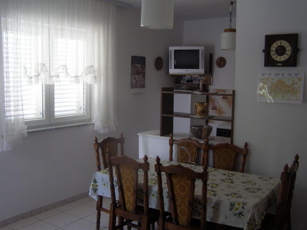 Apartments Rovis Tar-Vabriga Extérieur photo