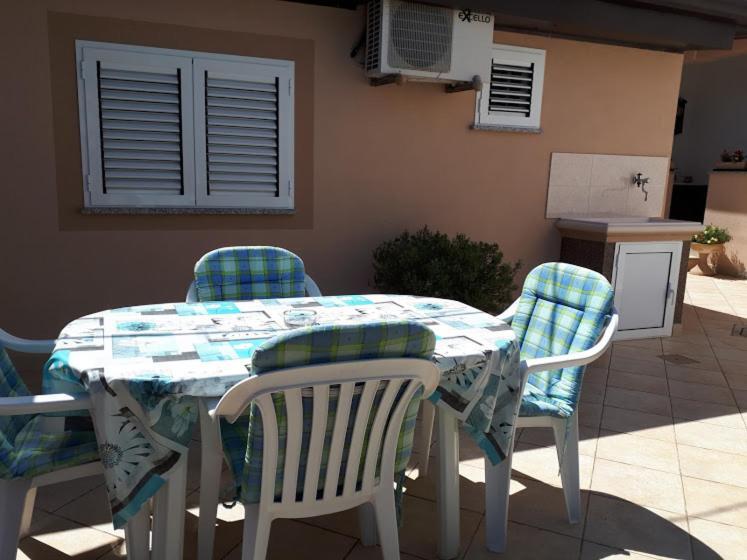 Apartments Rovis Tar-Vabriga Extérieur photo