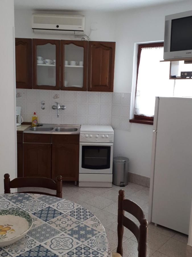 Apartments Rovis Tar-Vabriga Extérieur photo