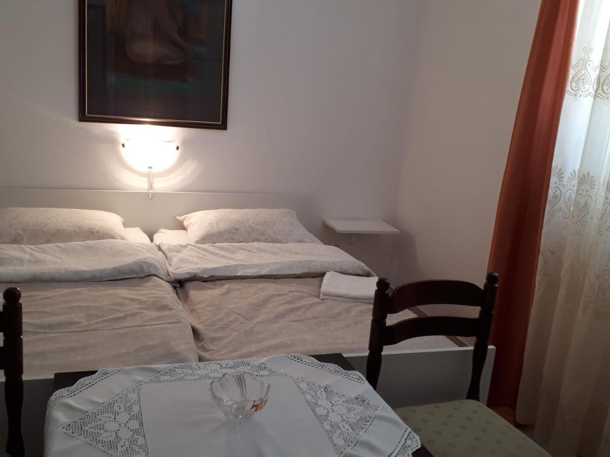Apartments Rovis Tar-Vabriga Extérieur photo